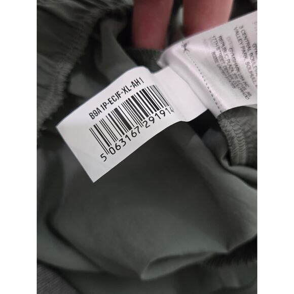 Gymshark Green Cargo Pants - Picture 10 of 11